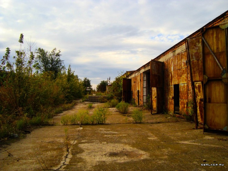 Армейские склады в Лоцманской Каменке