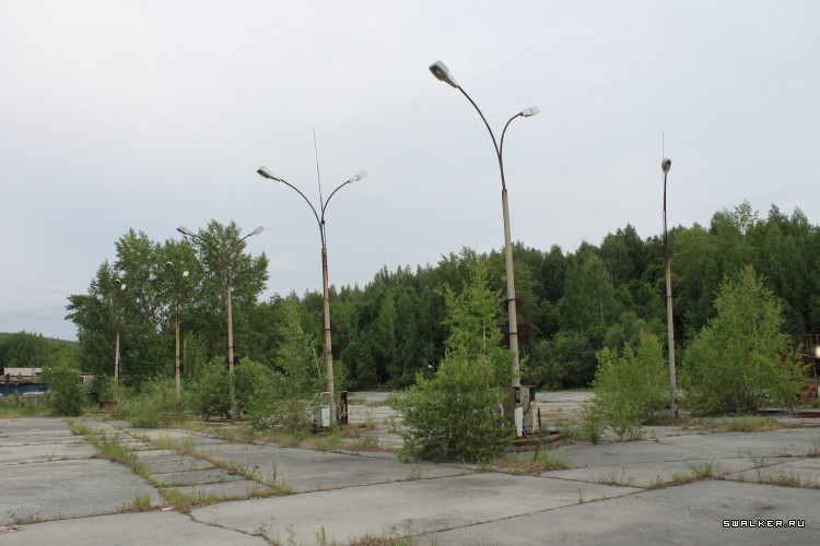 Заброшенная советская нефтебаза с заправкой, Свердловская область