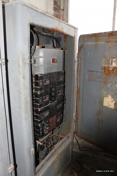 Заброшенная советская нефтебаза с заправкой, Свердловская область