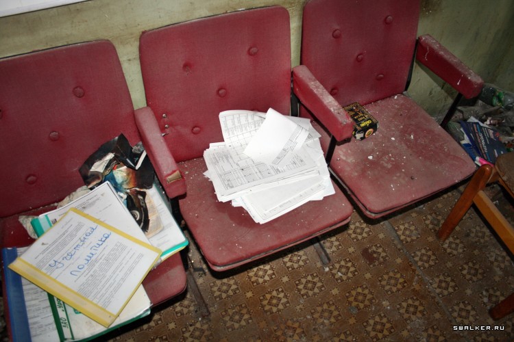 Заброшенная советская нефтебаза с заправкой, Свердловская область