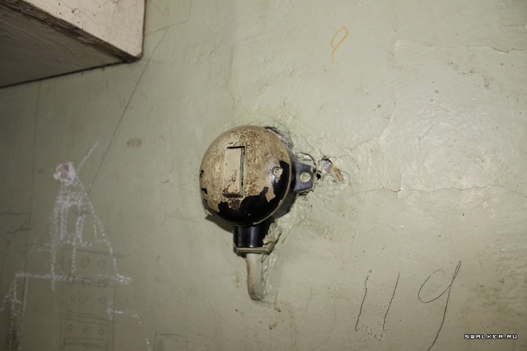 Заброшенная советская нефтебаза с заправкой, Свердловская область