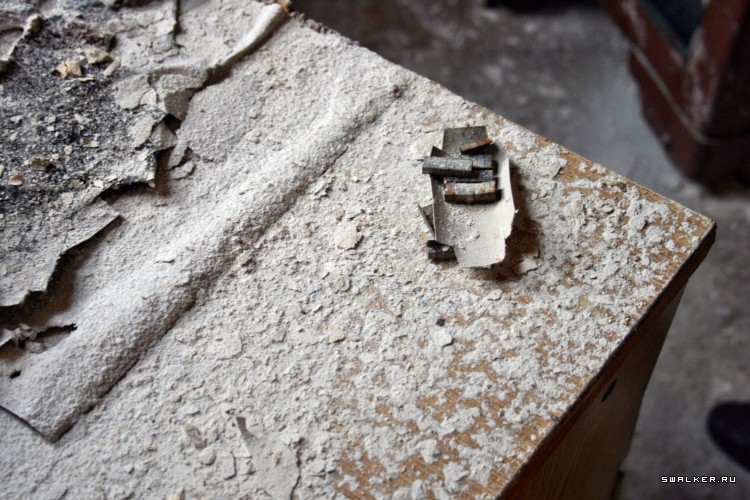 Заброшенная советская нефтебаза с заправкой, Свердловская область