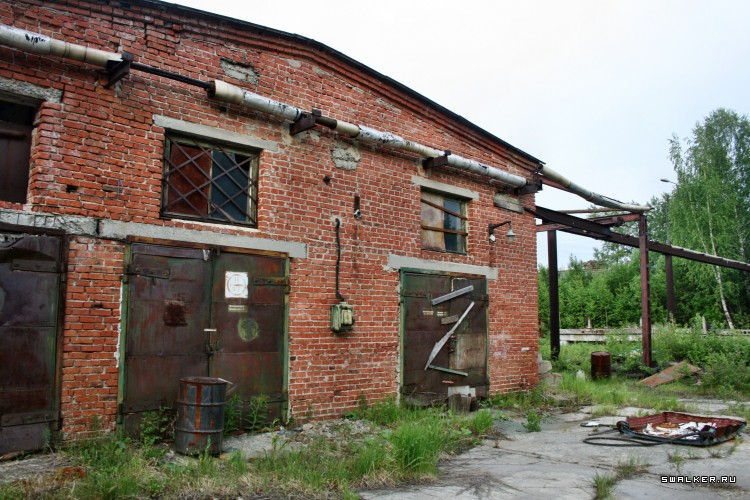 Заброшенная советская нефтебаза с заправкой, Свердловская область
