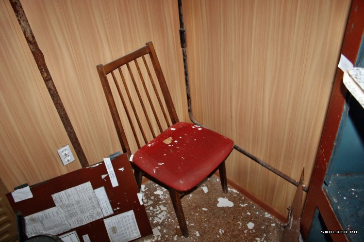 Заброшенная советская нефтебаза с заправкой, Свердловская область